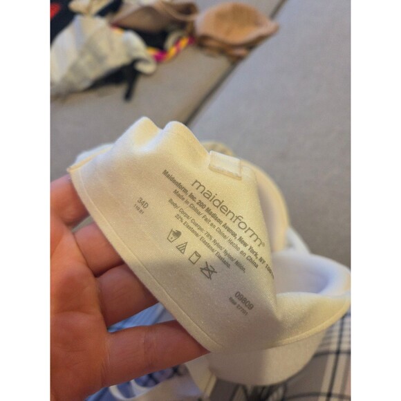 Maidenform Bra - Picture 4 of 4